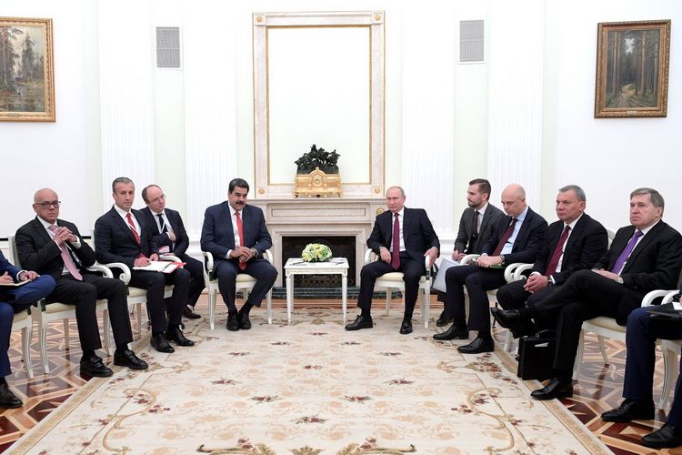 Президент Венесуели Ніколас Мадуро 25 вересня відвідав Москву Президент Венесуели Ніколас Мадуро 25 вересня відвідав Москву