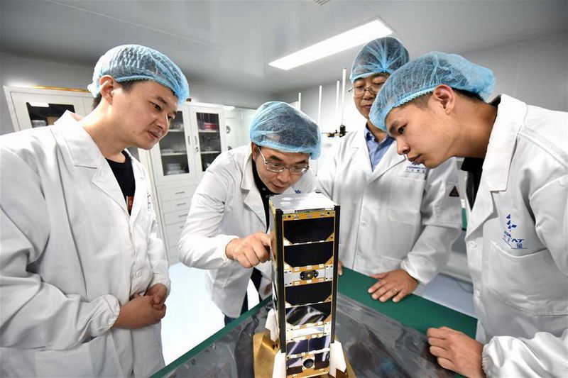 China's first shared education satellite “Young Pioneer-1” China's first shared education satellite “Young Pioneer-1”