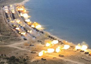 25 квітня у КНДР відбулися масштабні артилерійські навчання
