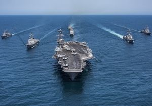 АУГ на чолі з авіаносцем «Carl Vinson»
