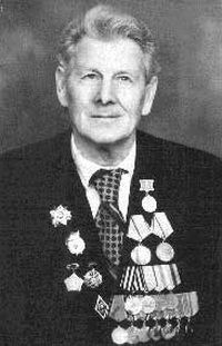 А. Г. Круглов (1924-2010), депутат Верховної Ради Автономної республіки Крим двох скликань (1990-1998). Організатор Російського Народного віче міста Севастополя