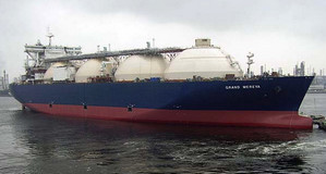 Floating terminal for the adoption and regasification of liquefied natural gas in Klaipeda