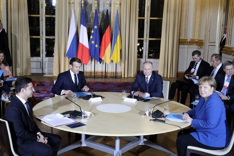 Через чотири місяці повинна відбутися чергова зустріч лідерів України, Росії, Франції та Німеччини Через чотири місяці повинна відбутися чергова зустріч лідерів України, Росії, Франції та Німеччини