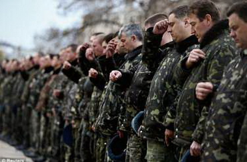 Заява колишнього голови МО України адмірала І. Тенюха про те, що у Сухопутних військах - лише 6 тис. боєздатних військовослужбовців, викликало шок Заява колишнього голови МО України адмірала І. Тенюха про те, що у Сухопутних військах - лише 6 тис. боєздатних військовослужбовців, викликало шок