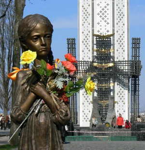 Меморіал пам'яті жертв Голодомору в Києві