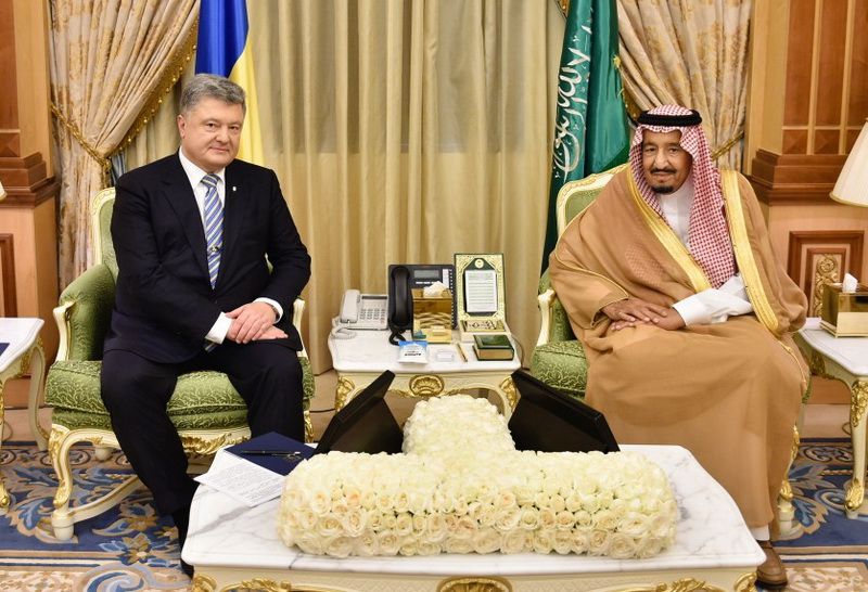 Зустріч Президента України Петра Порошенка з королем Саудівської Аравії Сальманом бен Абдель-Азізом ас-Саудом Зустріч Президента України Петра Порошенка з королем Саудівської Аравії Сальманом бен Абдель-Азізом ас-Саудом
